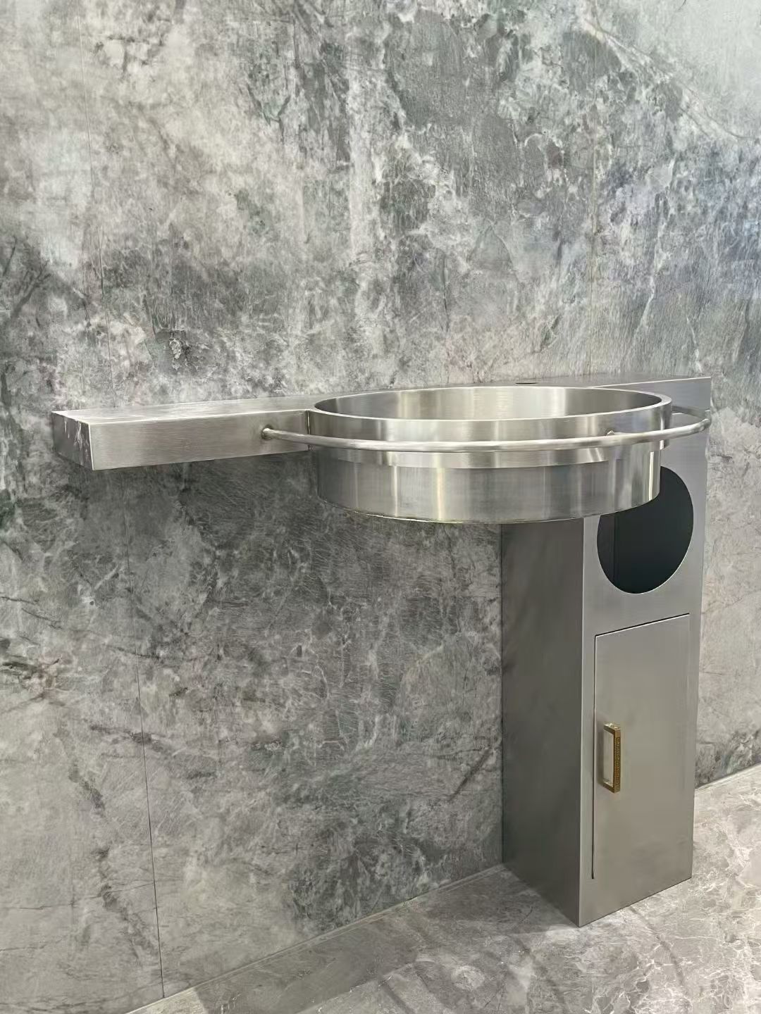 Commercial Restroom Fixtures: Why Stainless Steel Is a Practical Choice - stainless steel sanitary ware guide