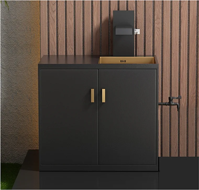 A stainless steel outdoor series designed for commercial bathroom, hospitality and public sanitary projects.